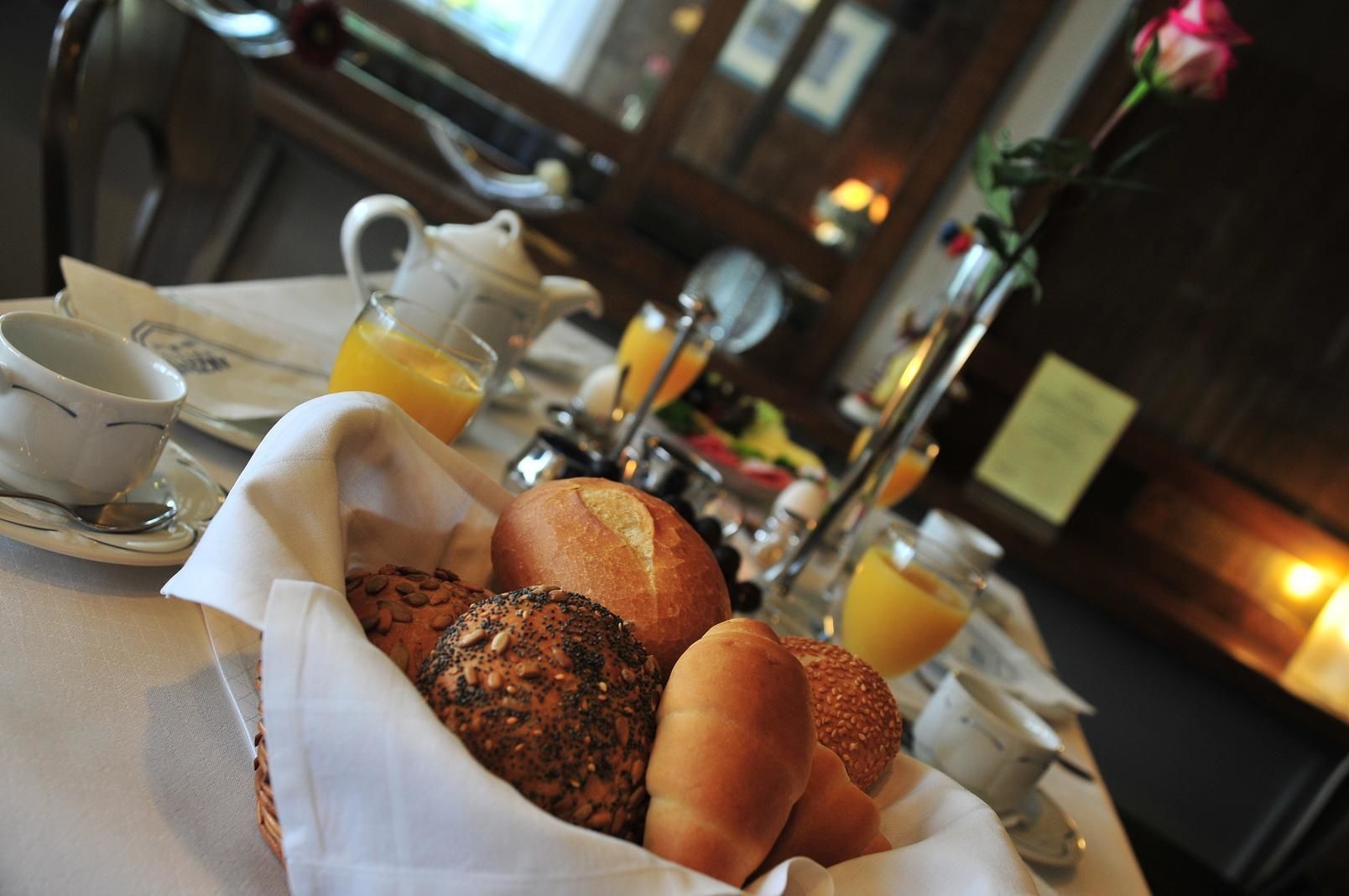 daily buffet breakfast (eur 8 per person)