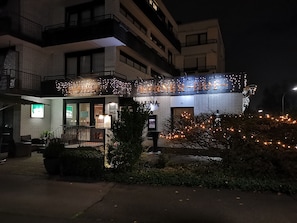 숙박 시설 정면