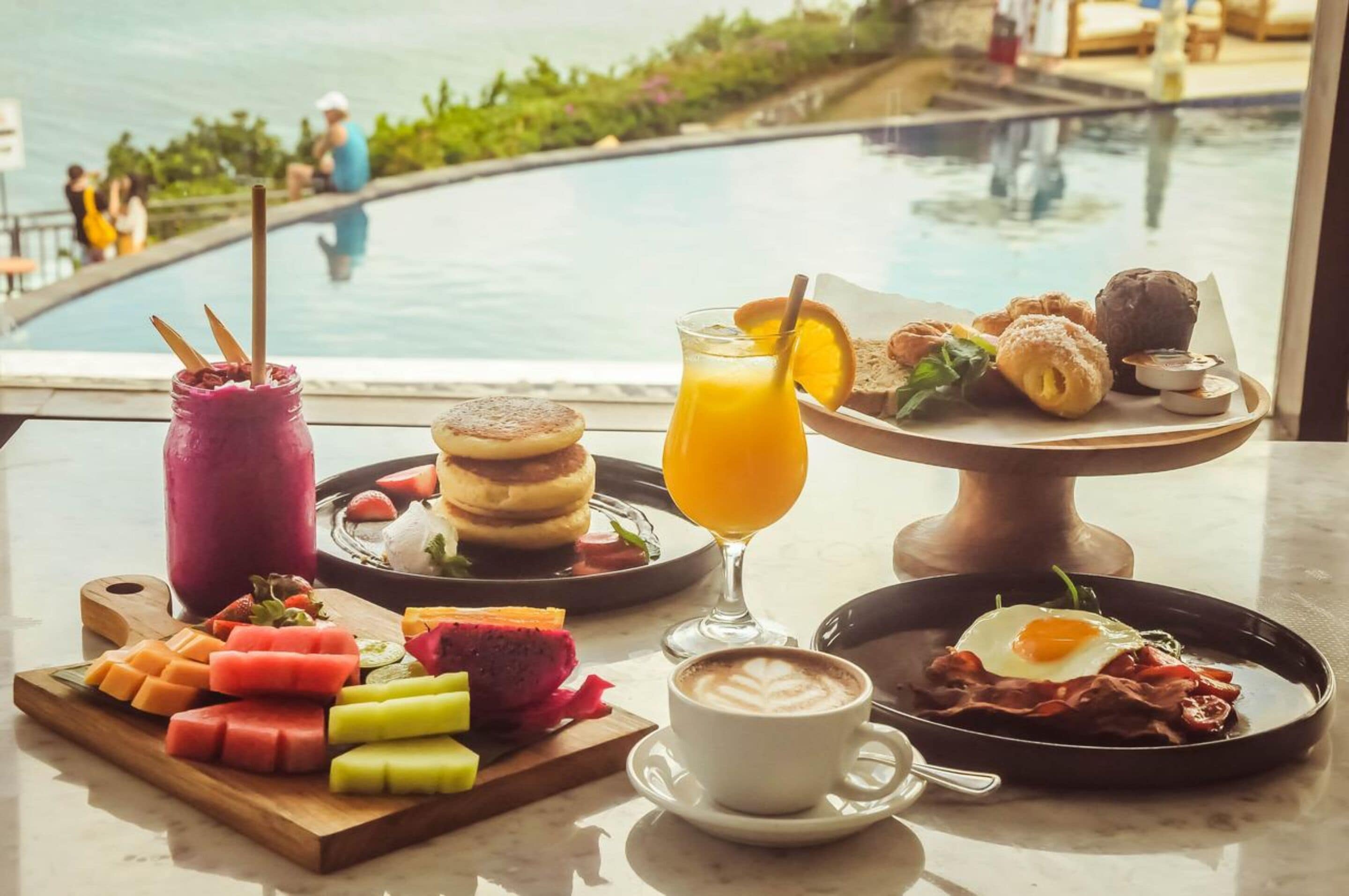 Desayuno buffet (con cargo)