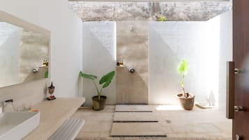 Deluxe Two Bedroom Pool Villa | Bathroom | Free toiletries, hair dryer, towels, soap