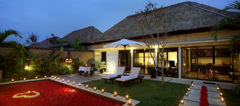 Bali Rich Seminyak Villas