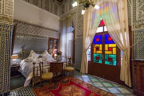 Kamar Quadruple Deluks, 1 kamar tidur, pemandangan halaman | Pemandangan dari kamar