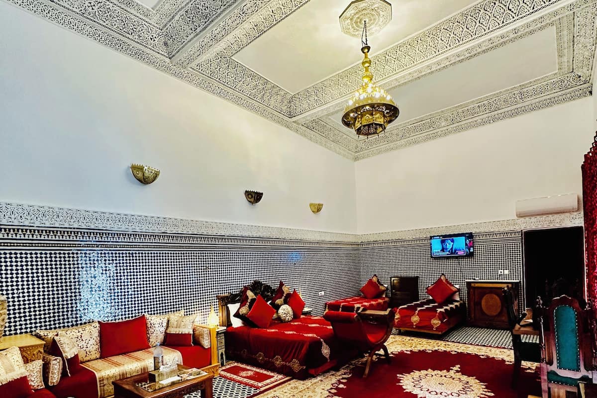 1 bedroom, premium bedding, free minibar, in-room safe