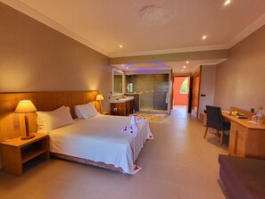 Deluxe Room | Premium bedding, pillowtop beds, in-room safe, individually furnished - La Maison Des Oliviers (Marrakech)