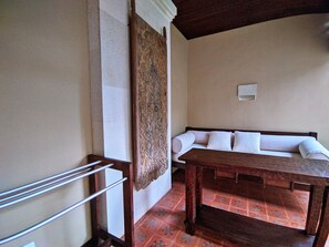 One Bedroom Pool Villa with Butler Service | Living area | 42-inch TV with cable channels, DVD player - Barong Resort Ubud by Puri Signatures (Ubud)