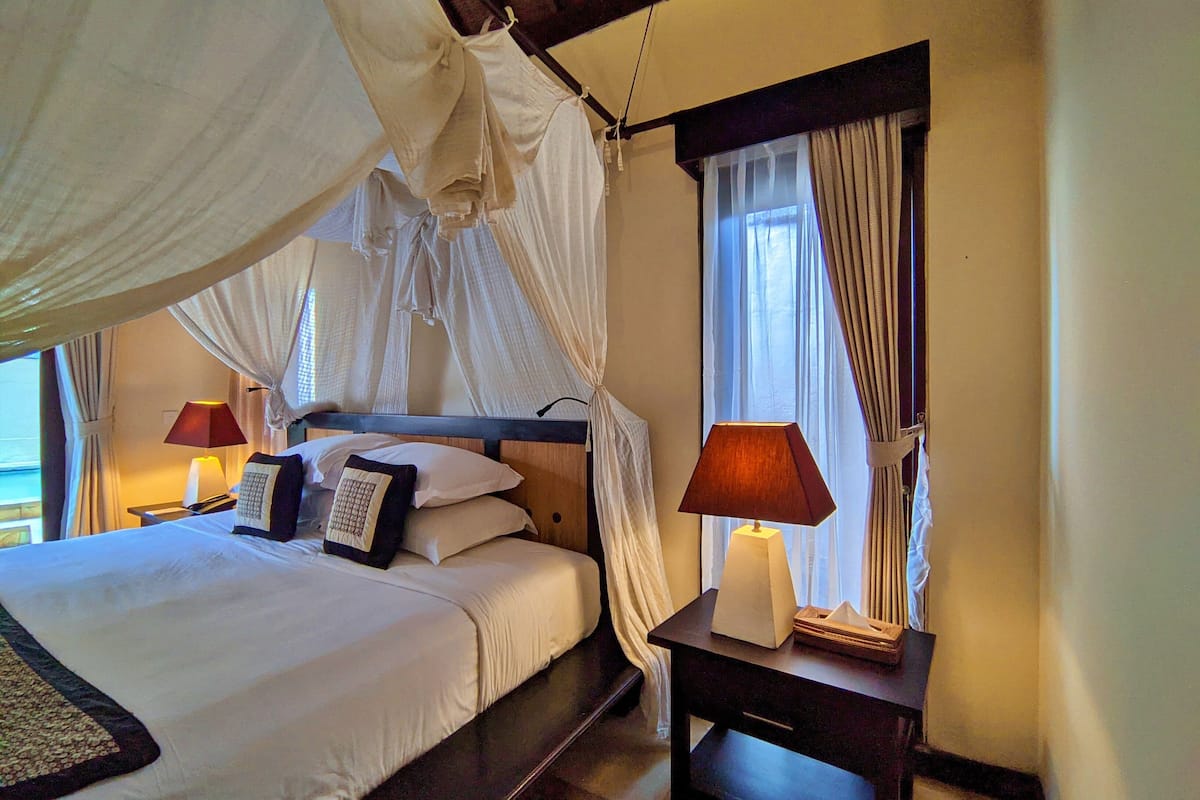 1 bedroom, down duvets, minibar, in-room safe