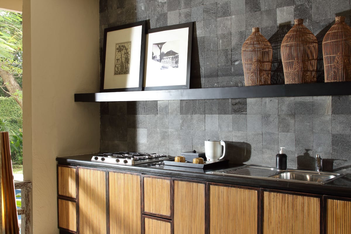 villa, 1 bedroom, private pool | private kitchen | fridge, stovetop, coffee/tea maker, electric kettle