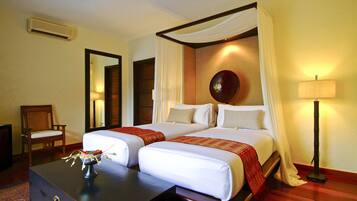 Vila, 2 quartos, piscina particular | Roupas de cama premium, frigobar (abastecido com itens grátis)