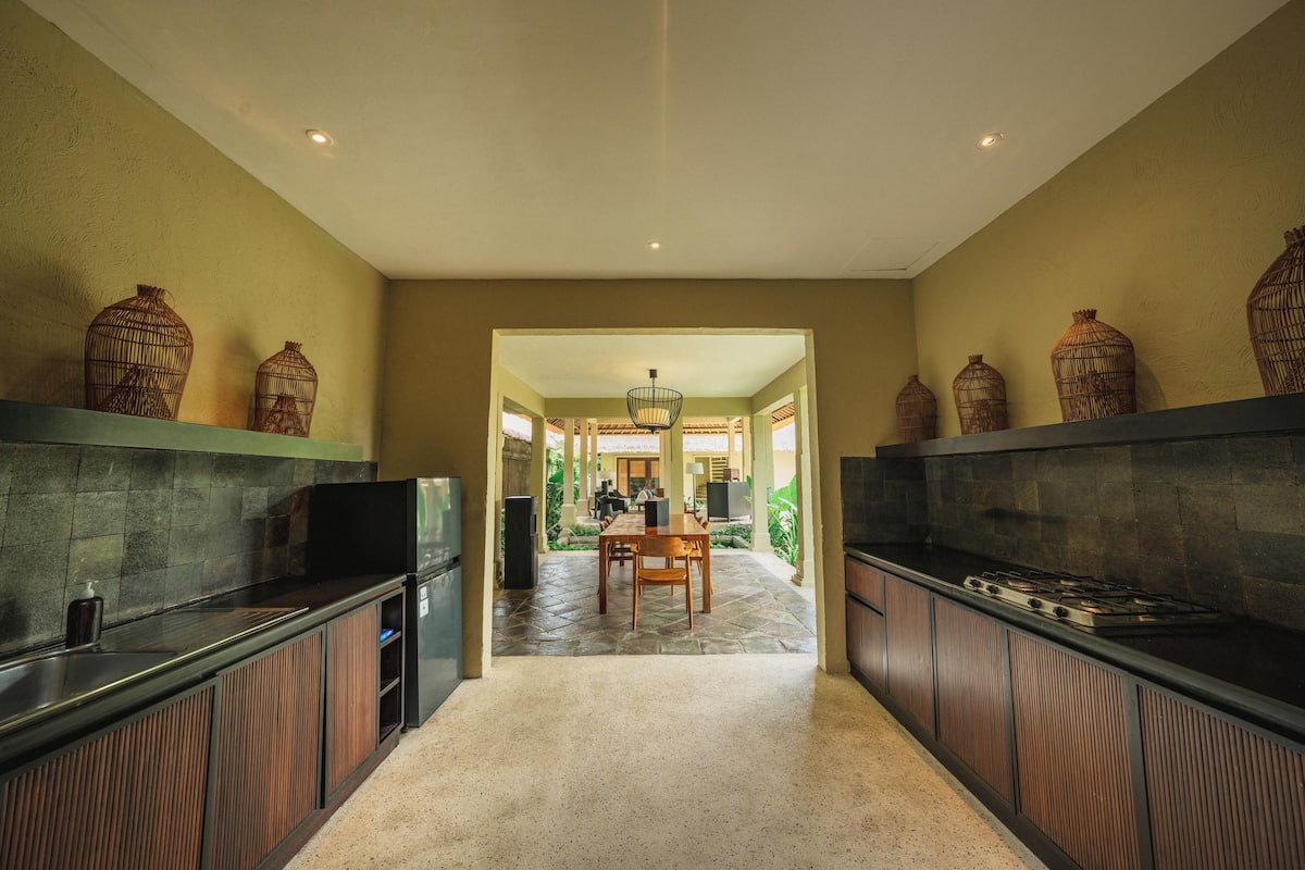 villa, 3 bedrooms, private pool | private kitchen | fridge, stovetop, coffee/tea maker, electric kettle