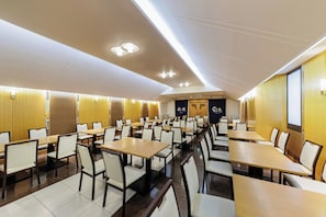 Breakfast, lunch, dinner served; Japanese cuisine
