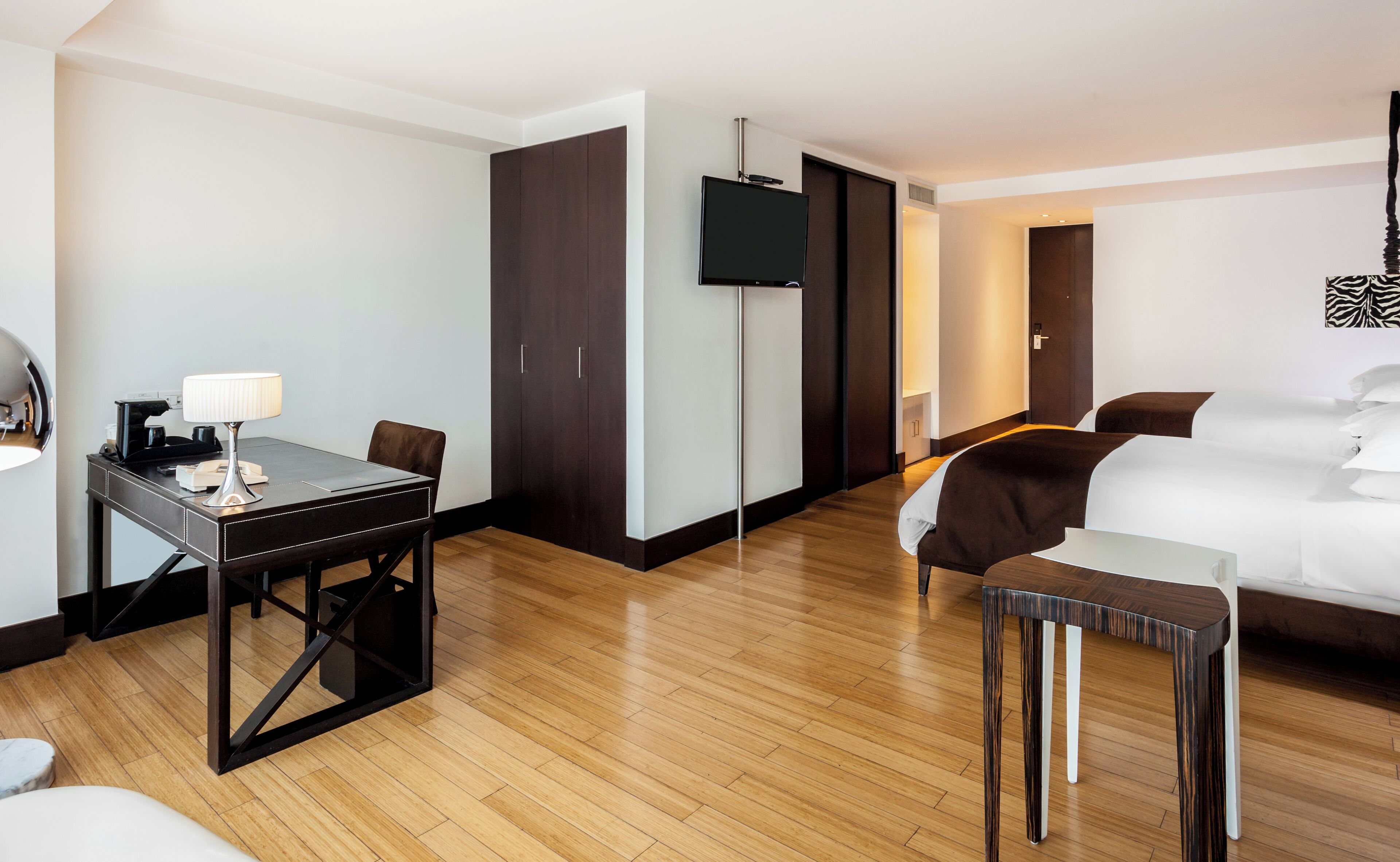 Photo - Le Parc Hotel, Beyond Stars