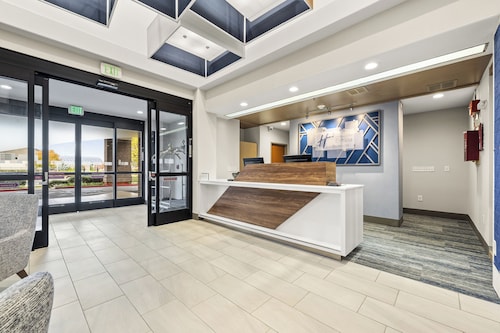 Holiday Inn Express Hotel & Suites Lincoln by IHG