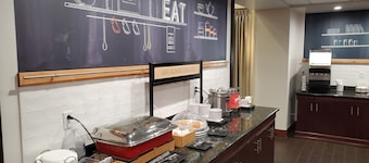 Hampton Inn & Suites Dayton-Airport