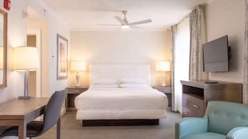 1 bedroom, Egyptian cotton sheets, premium bedding, down comforters