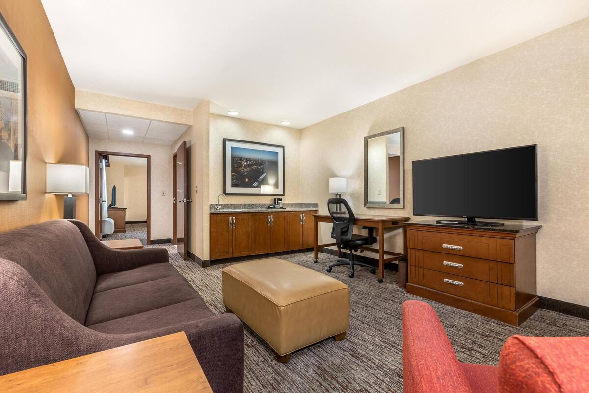 Suite, 2 Queen-Betten, barrierefrei (Sofa Sleeper, Tub, 2 Rooms)