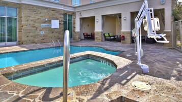 Outdoor pool, sun loungers