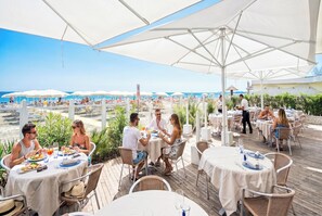 Aan een privéstrand