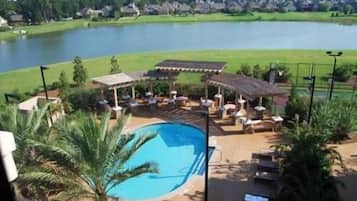 Outdoor pool, open 8 AM to 10 PM, sun loungers