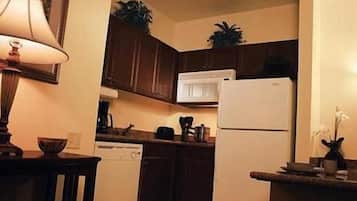 Fridge, microwave, dishwasher, coffee/tea maker