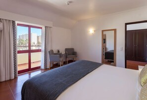 Minibar, in-room safe, desk, blackout drapes