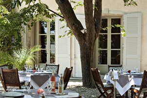 Dîner servi sur place