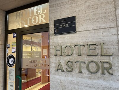 Astor Hotel