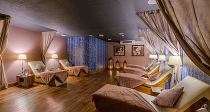 Shearwater Hotel & Spa
