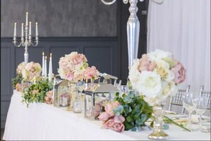 Innenbereich für Hochzeiten