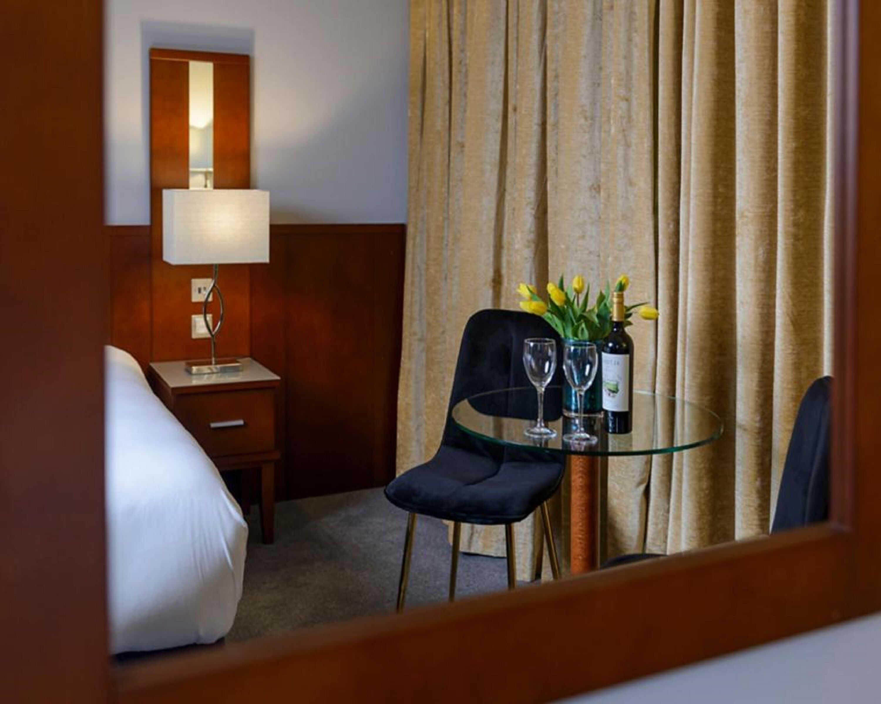 1 bedroom, premium bedding, in-room safe, desk