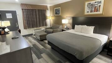 Zimmersafe, Schreibtisch, Bügeleisen/Bügelbrett, kostenloses WLAN