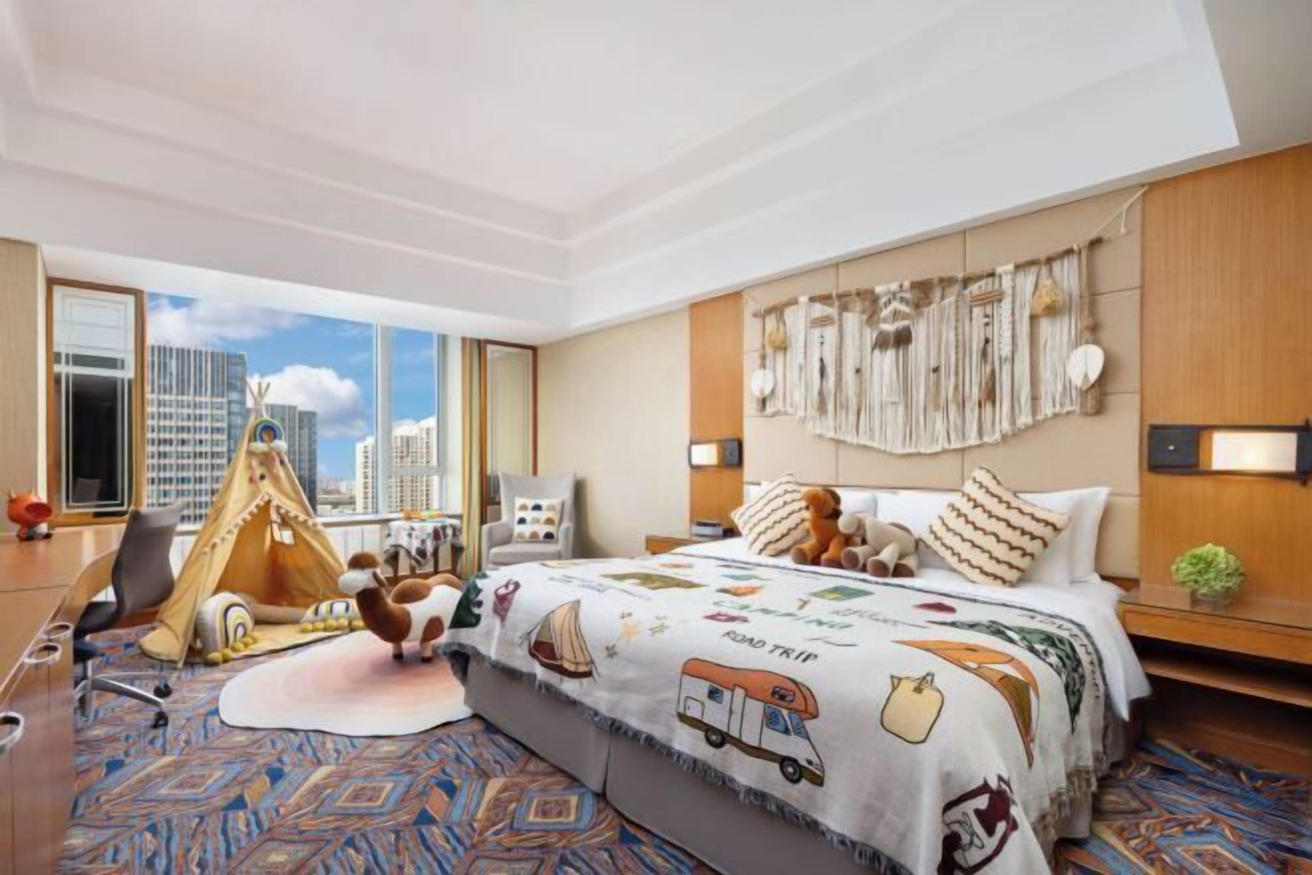 1 slaapkamer, donzen dekbedden, een minibar, een kluis op de kamer