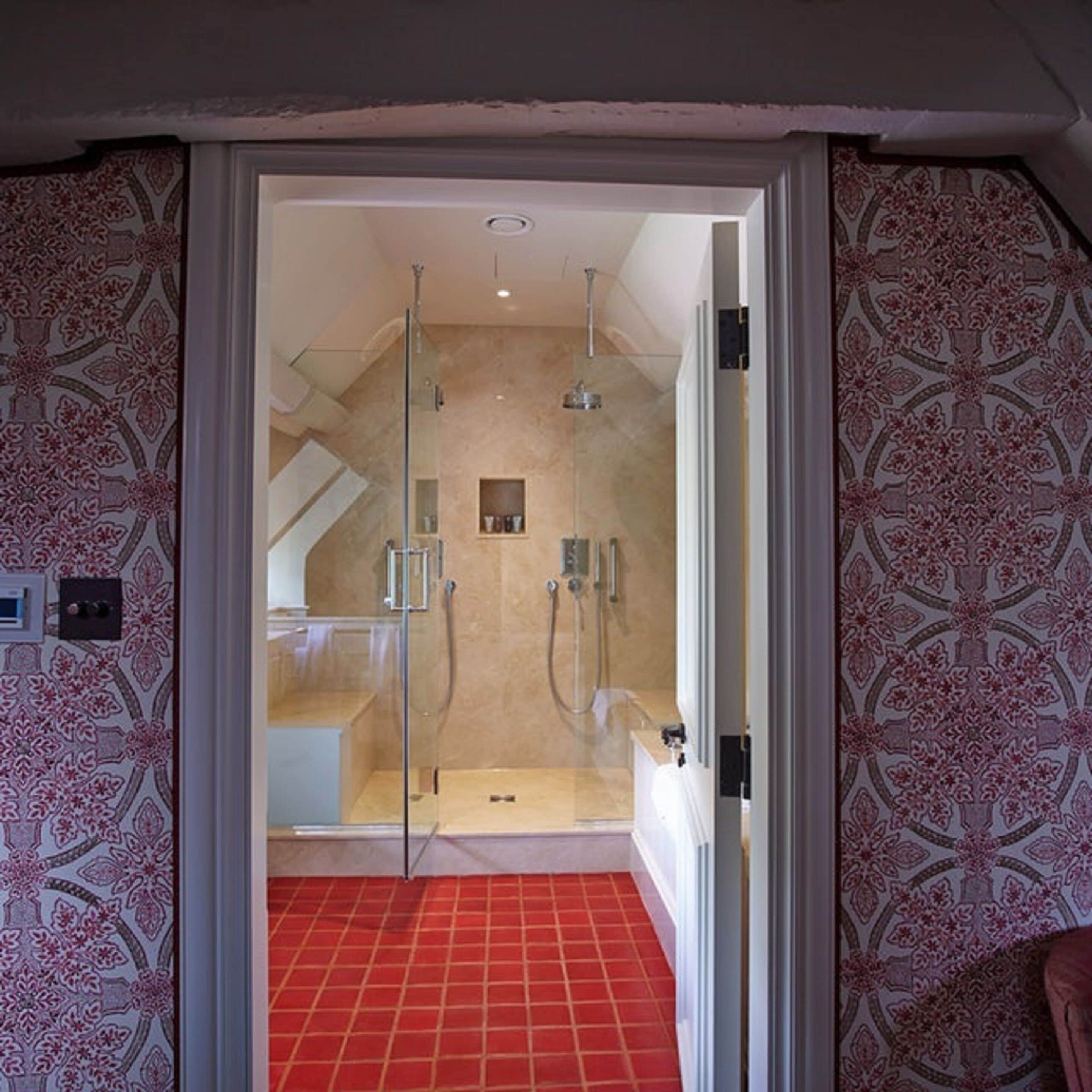 premium bedding, in-room safe, individually decorated