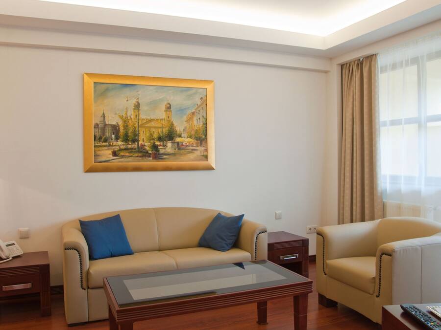 Executive Suite | Executive lounge