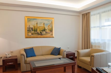 Executive Suite | Executive lounge