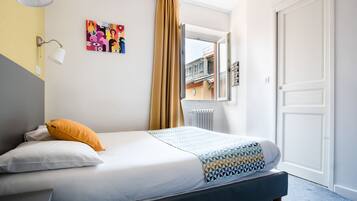 Standard Double Room, 1 Double Bed | Individually furnished, desk, blackout drapes, iron/ironing board