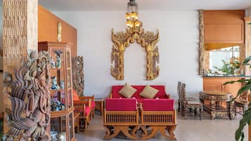 40-tommers fladskærms-tv med satellitkanaler