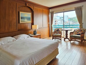 Deluxe Double Room | In-room safe, desk, free WiFi, bed sheets - Sirin Hotel Hua Hin (Hua Hin)