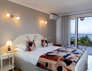 Standard Double Room, 1 Queen Bed, Terrace, Sea View | Minibar, in-room safe, blackout curtains, soundproofing