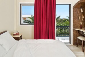 In-room safe, blackout curtains, soundproofing, iron/ironing board