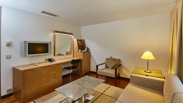 Suite | Living area | 82-cm LCD TV with satellite channels, TV