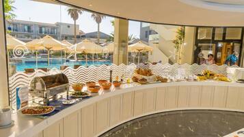 Breakfast, lunch, dinner served; Greek cuisine