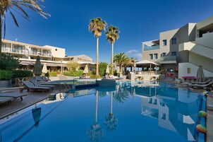 Indoor pool, 2 outdoor pools, pool umbrellas, sun loungers