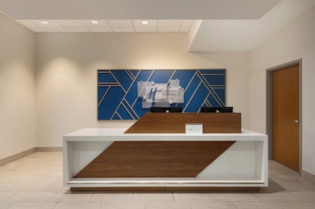 Exterior. Holiday Inn Express & Suites Fort Lauderdale Airport South by IHG