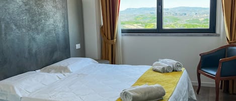 Classic Double or Twin Room | Premium bedding, minibar, in-room safe, free WiFi