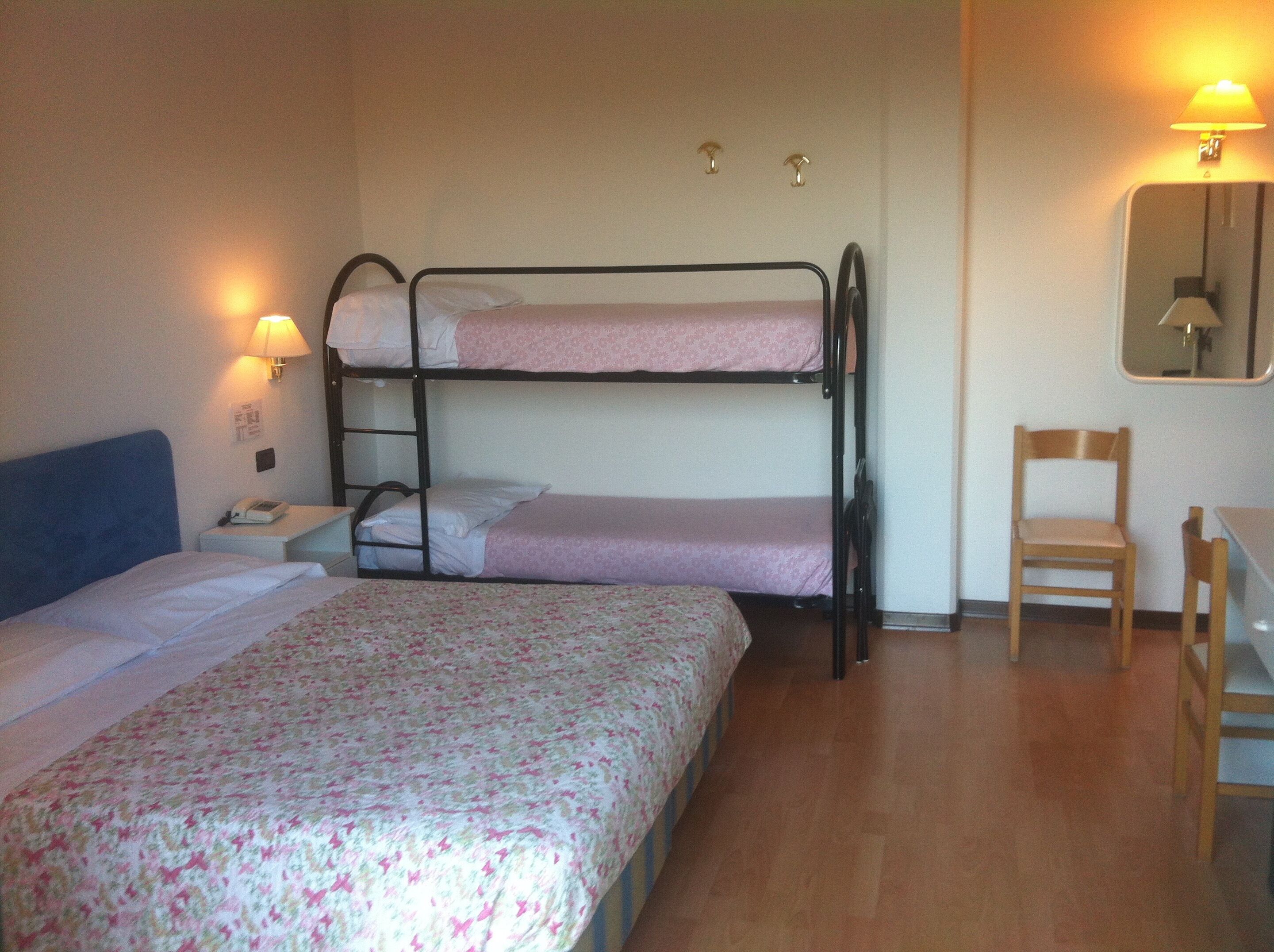 in-room safe, desk, cots/infant beds, rollaway beds