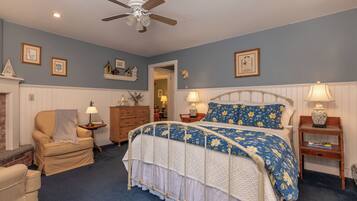 Individually decorated, free WiFi, bed sheets