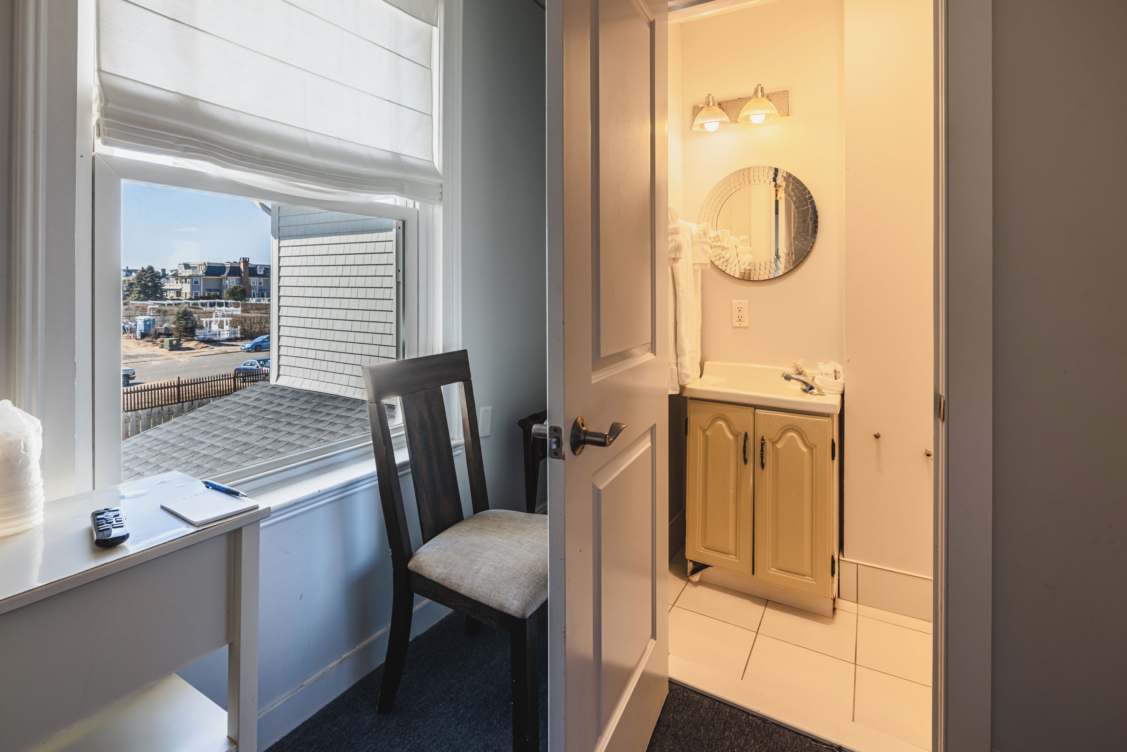 classic room, 1 double bed, private bathroom (08) full with private bath) | 1 bedroom, iron/ironing board, wifi