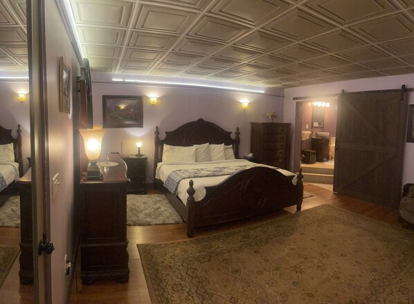 Honeymoon Double Room, Private Bathroom | Room amenity