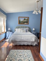 Double Room, Accessible, Private Bathroom | Desk, iron/ironing board, free WiFi, bed sheets