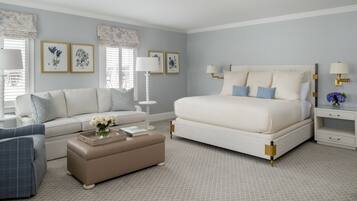 Suíte júnior, 1 cama King e sofá-cama | 1 quarto, roupas de cama premium, ferros/tábuas de passar roupa